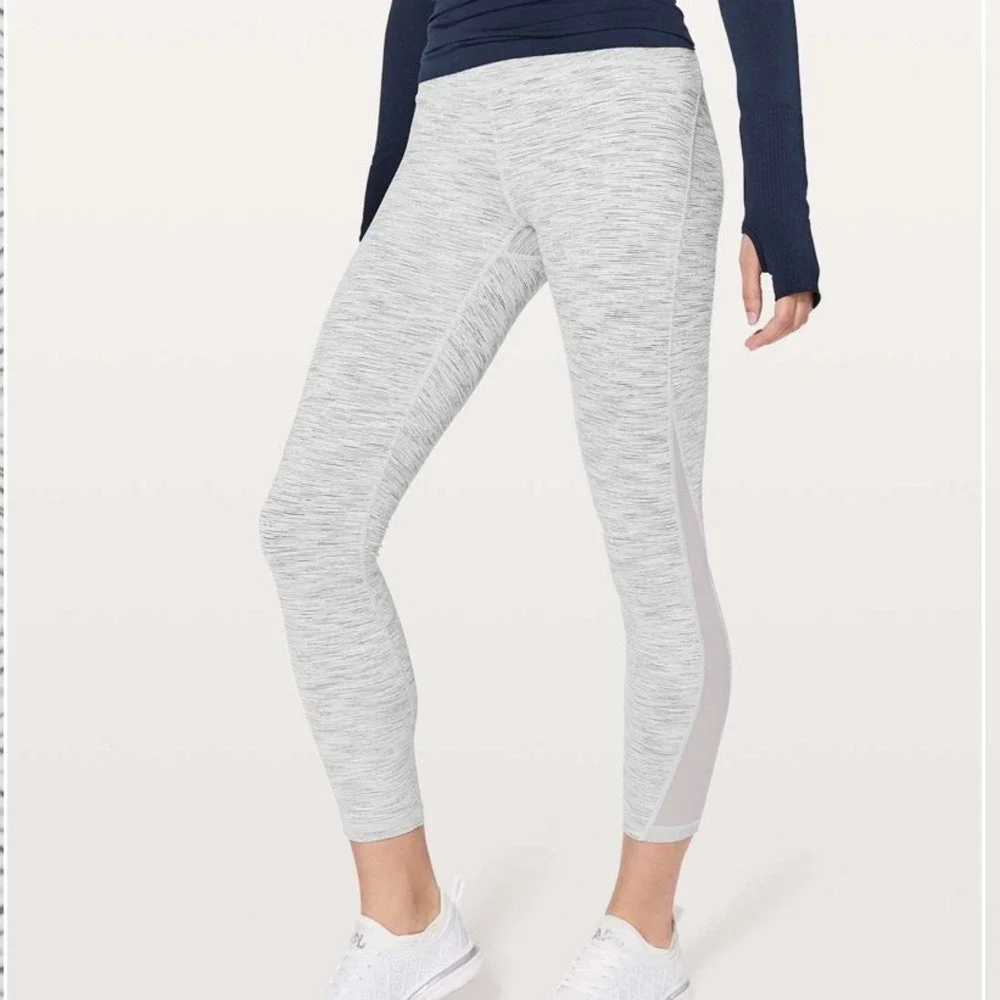 Lululemon Train Times 7/8 Grey Pant Workout Athletic‎ Leggings Size 4